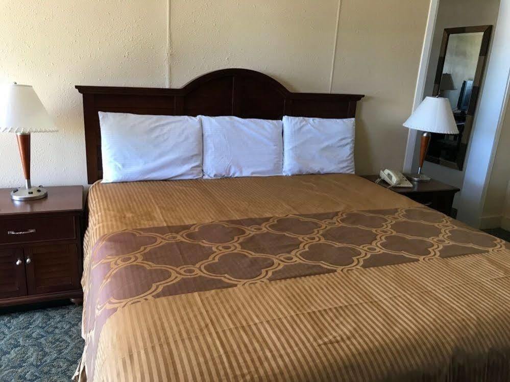 Alvin Extended Stay Ngoại thất bức ảnh
